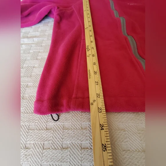 The North Face Summit Series Polartec Fleece Jacket.  - Picture 14 of 16